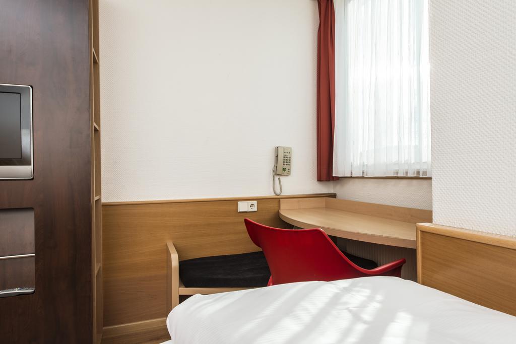 Ibis Hotel Eisenach Kamer foto